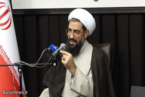 بسیج باید در همه صحنه‌ها حضور داشته باشد