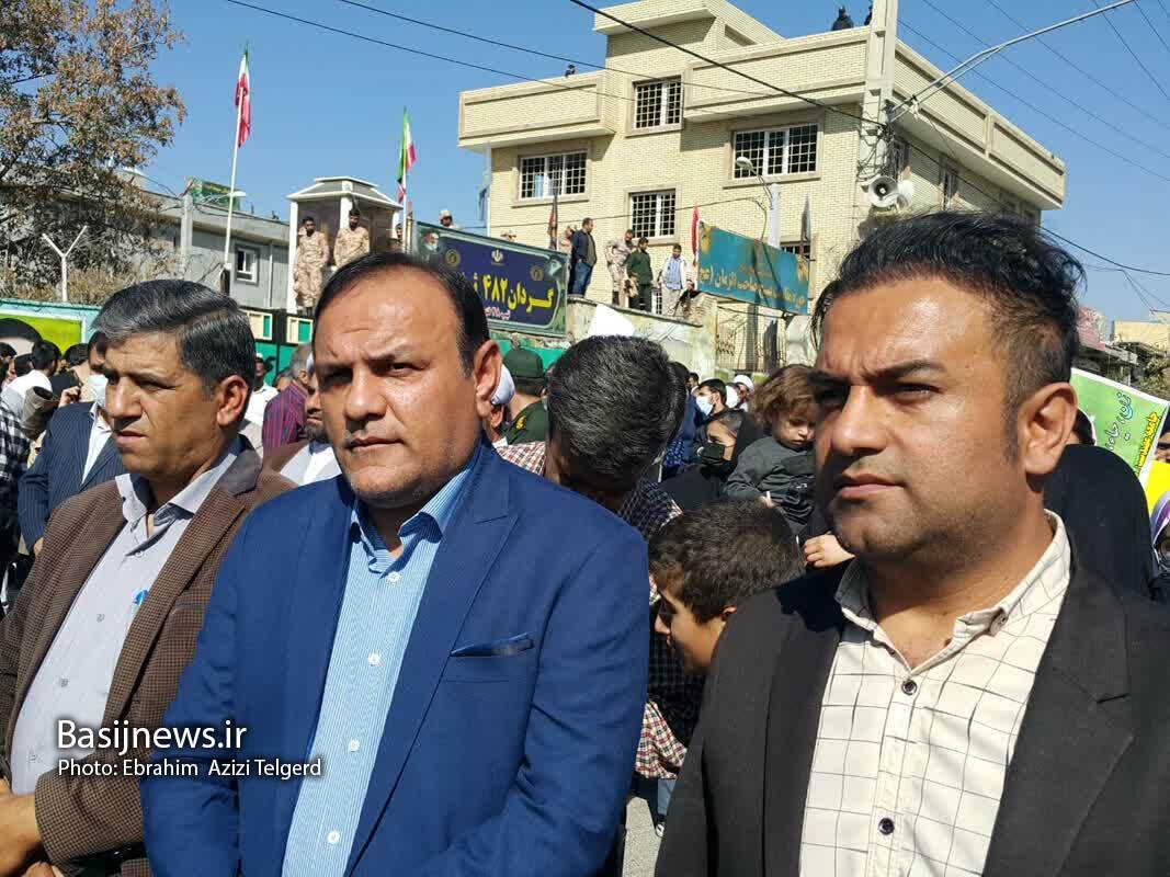 تشییع باشکوه دو شهید کهگیلویه و بویراحمدی حادثه تروریستی شاهچراغ بر دستان مردم یاسوج