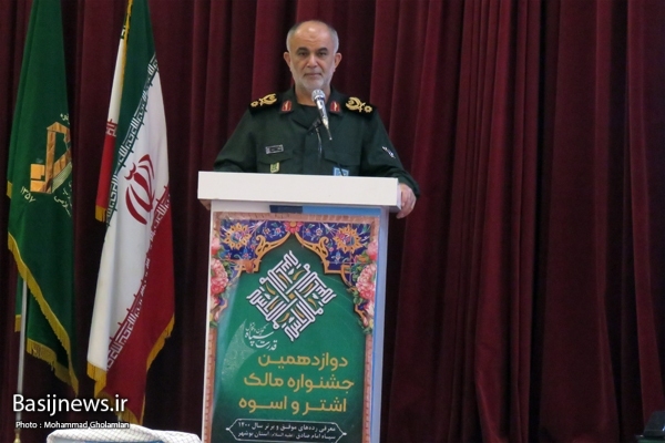 تقدیر از ۸۴ رده موفق سپاه امام صادق (ع) تقدیر از ۸۴ رده موفق سپاه امام صادق (ع)