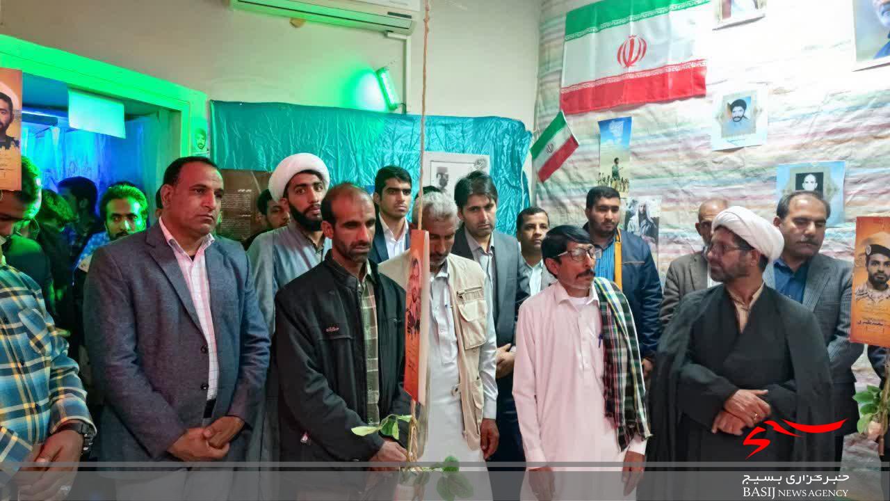 افتتاح نمایشگاه شهدا در شهرستان ریگان افتتاح نمایشگاه شهدا در شهرستان ریگان