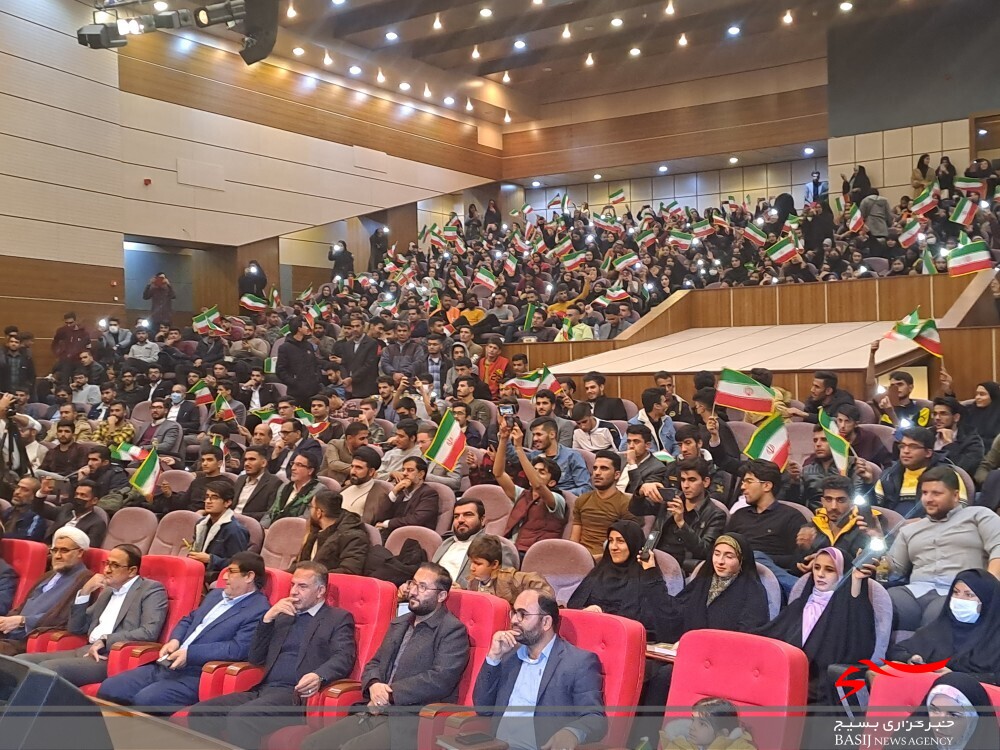 تجمع دانشجویان دانشگاههای کهگیلویه و بویراحمد در دانشگاه یاسوج (+ تصاویر ) تجمع دانشجویان دانشگاههای کهگیلویه و بویراحمد در دانشگاه یاسوج (+ تصاویر )