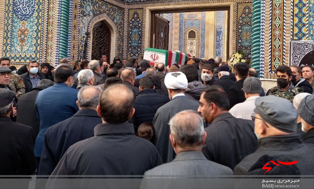 پیکر سردار قاسمی تشییع شد پیکر سردار قاسمی تشییع شد