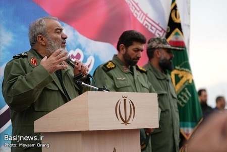 برگزاری مراسم تشییع پیکر رستم قاسمی با حضور فرماندهان سپاه در شهرک شهید محلاتی تهران
