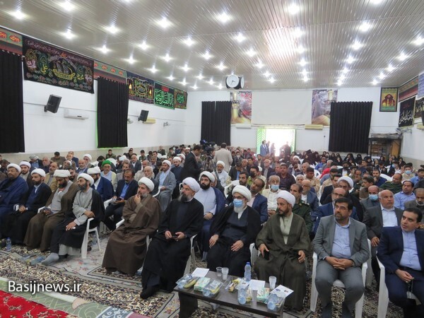 مراسم تودیع و معارفه امام جمعه شهر دلوار انجام شد مراسم تودیع و معارفه امام جمعه شهر دلوار انجام شد