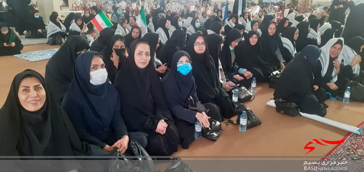 همایش بزرگ بسیجیان در گچساران برگزار شد+ تصاویر همایش بزرگ بسیجیان در گچساران برگزار شد+ تصاویر