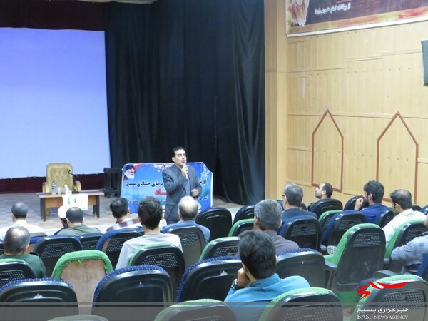 دوره توانمندسازی گروه های جهادی در دلوار برگزار شد دوره توانمندسازی گروه های جهادی در دلوار برگزار شد
