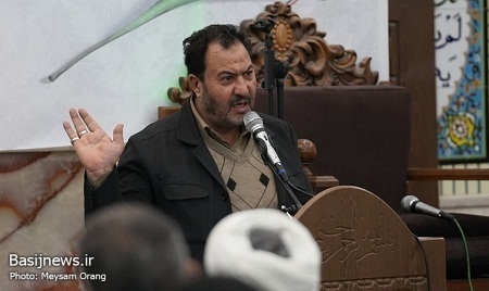 دیدار فرمانده کل سپاه پاسداران با بسیجیان پایگاه مقاومت بسیج شهید همت در ناحیه کربلا