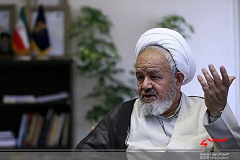 مجلس و دولت ارتباط تولید و بازار را حل کنند/تحول کیفی بسیج چشمگیر است مجلس و دولت ارتباط تولید و بازار را حل کنند/تحول کیفی بسیج چشمگیر است