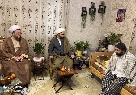 عیادت از جانباز اغتشاشات، حجت الاسلام کارخانه