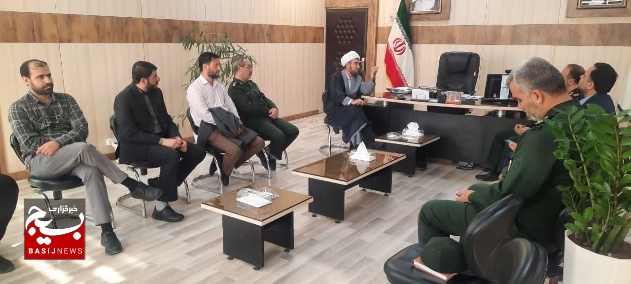 دیدار دبیر قرارگاه ۱۹دی استان با دادستان قم با محوریت برنامههای سال جاری دیدار دبیر قرارگاه ۱۹دی استان با دادستان قم با محوریت برنامههای سال جاری