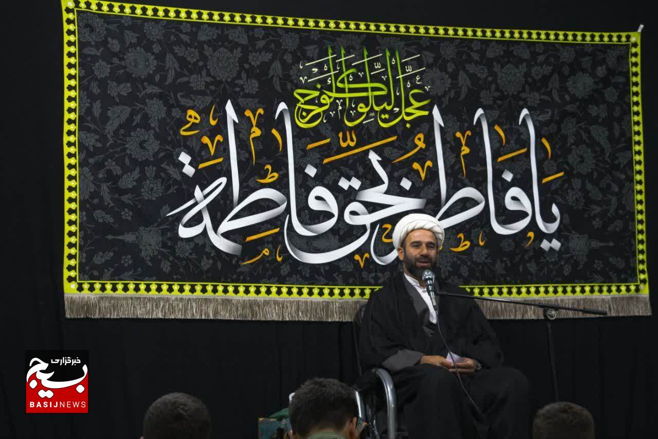 مراسم وفات حضرت خدیجه(س) در گتوند برگزار شد مراسم وفات حضرت خدیجه(س) در گتوند برگزار شد