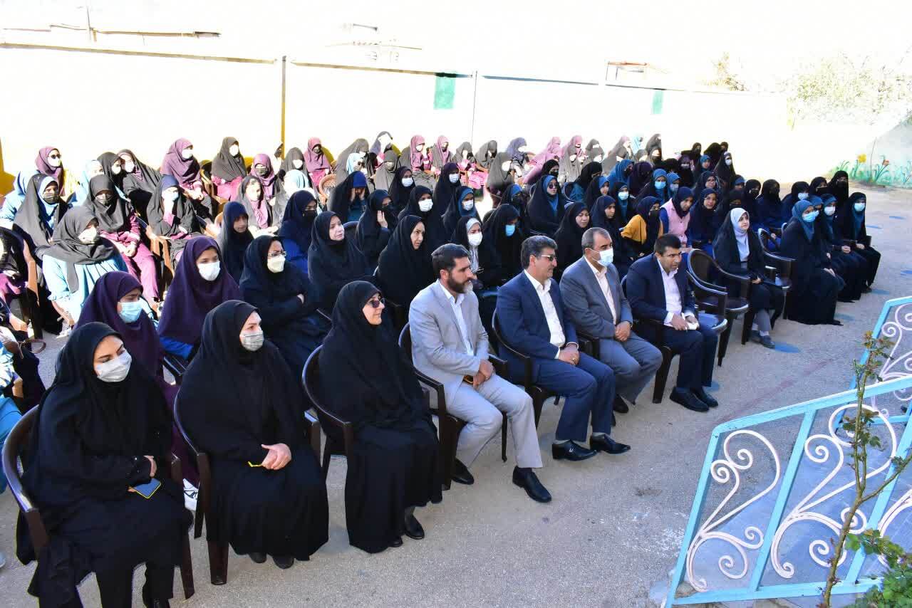بازدید سرزده معاون سیاسی استاندار کهگیلویه و بویراحمد از مدارس شهر یاسوج