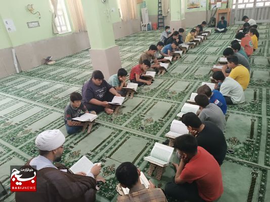 در بهار رمضان برگزاری محفل جزء خوانی قرآن کریم در عسلویه
