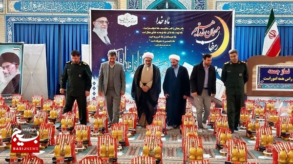 توزیع دو هزار بسته معیشتی در ورزقان توزیع دو هزار بسته معیشتی در ورزقان