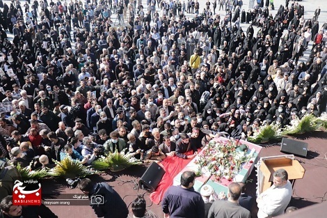 مراسم بدرقه و تشییع پیکر شهیدان مدافع حرم «میلاد حیدری» و «مقداد مهقانی» برگزار شد