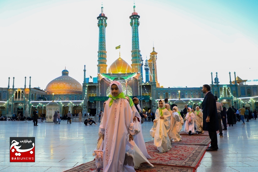 «جشن روزه اولیها» در حرم بانوی کرامت برگزار شد «جشن روزه اولیها» در حرم بانوی کرامت برگزار شد