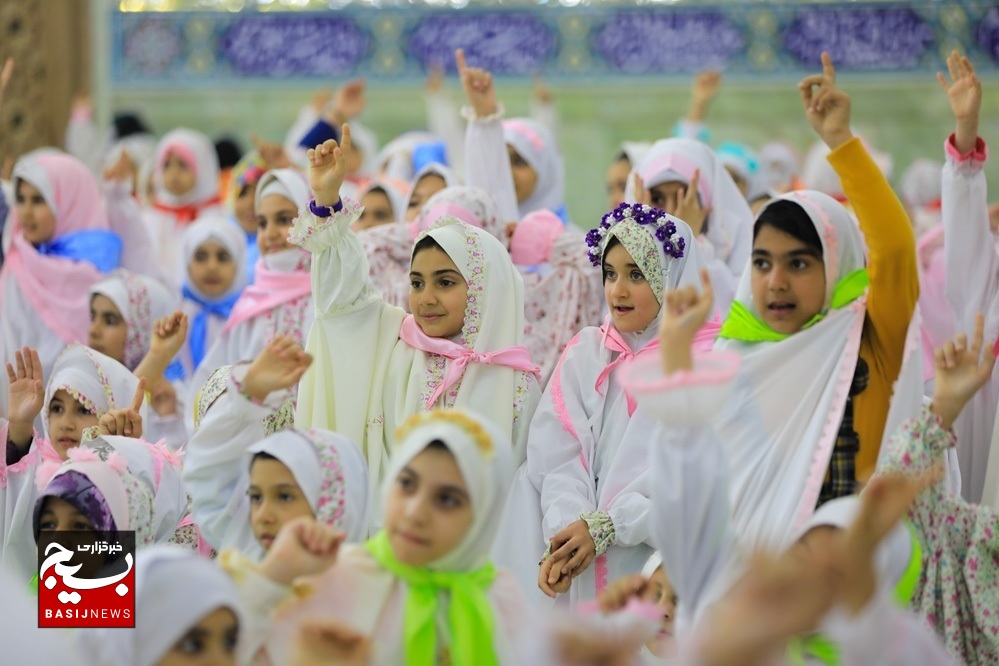 «جشن روزه اولیها» در حرم بانوی کرامت برگزار شد «جشن روزه اولیها» در حرم بانوی کرامت برگزار شد