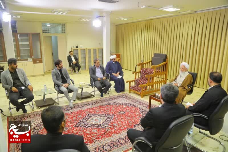 آیت الله جوادی آملی:شعر عنایتی از سوی خداوند متعال است