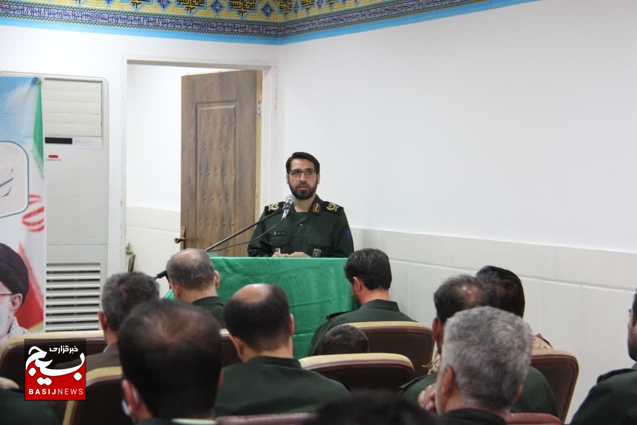 فرمانده ناحیه مقاومت بسیج امام حسن مجتبی(ع) قم معارفه شد فرمانده ناحیه مقاومت بسیج امام حسن مجتبی(ع) قم معارفه شد