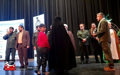محفل انس با قرآن کریم در ناحیه مقاومت بسیج مالک اشتر