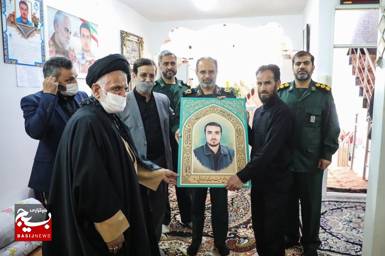 « مهدی زاهدلویی» شهید شاخص سال 1402 استان قم شد « مهدی زاهدلویی» شهید شاخص سال 1402 استان قم شد