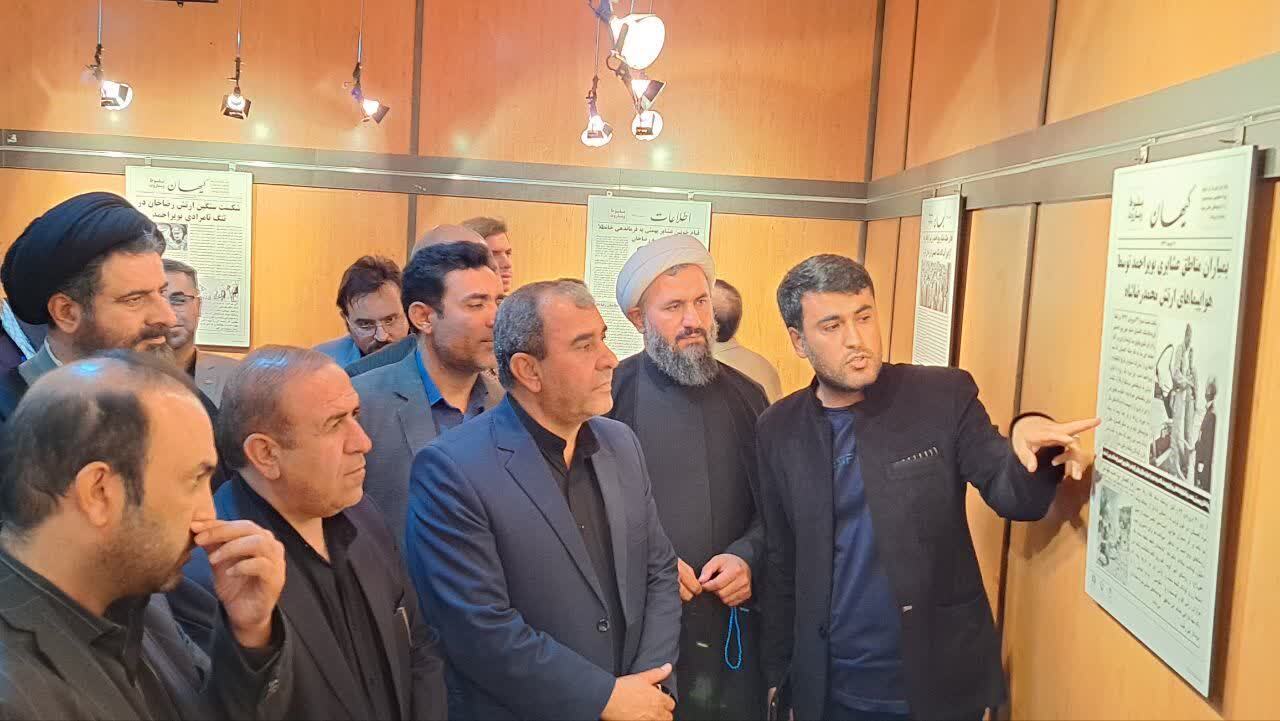 افتتاح نمایشگاه
