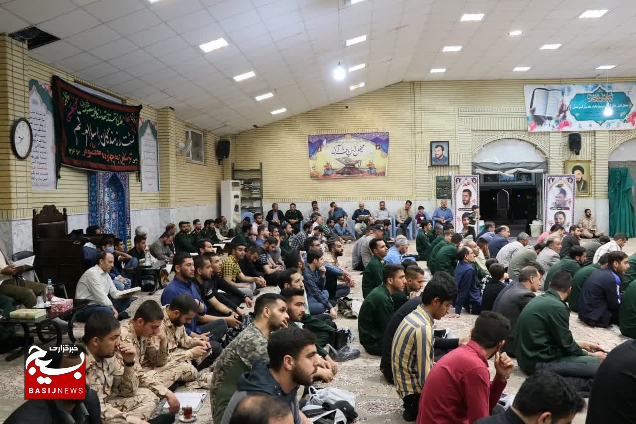 سیره و منش زندگی شهدا درس زندگی است سیره و منش زندگی شهدا درس زندگی است