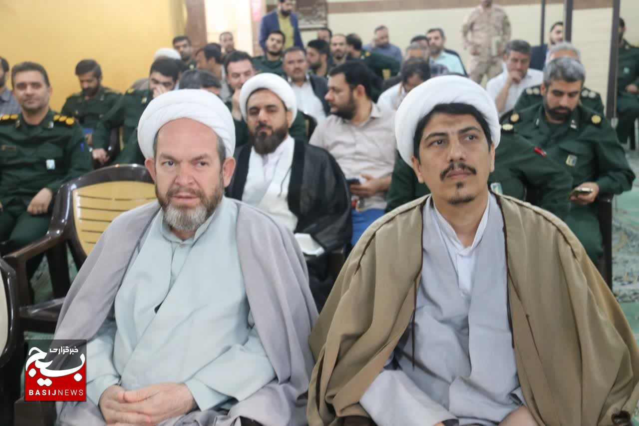 مسوول دفتر نمایندگی ولیفقیه در ناحیه امام رضا(ع) معارفه شد مسوول دفتر نمایندگی ولیفقیه در ناحیه امام رضا(ع) معارفه شد