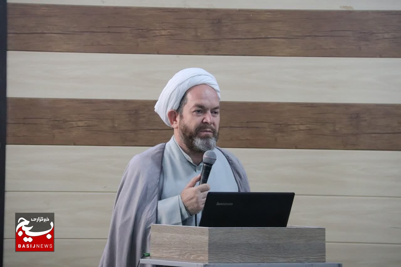 مسوول دفتر نمایندگی ولیفقیه در ناحیه امام رضا(ع) معارفه شد مسوول دفتر نمایندگی ولیفقیه در ناحیه امام رضا(ع) معارفه شد