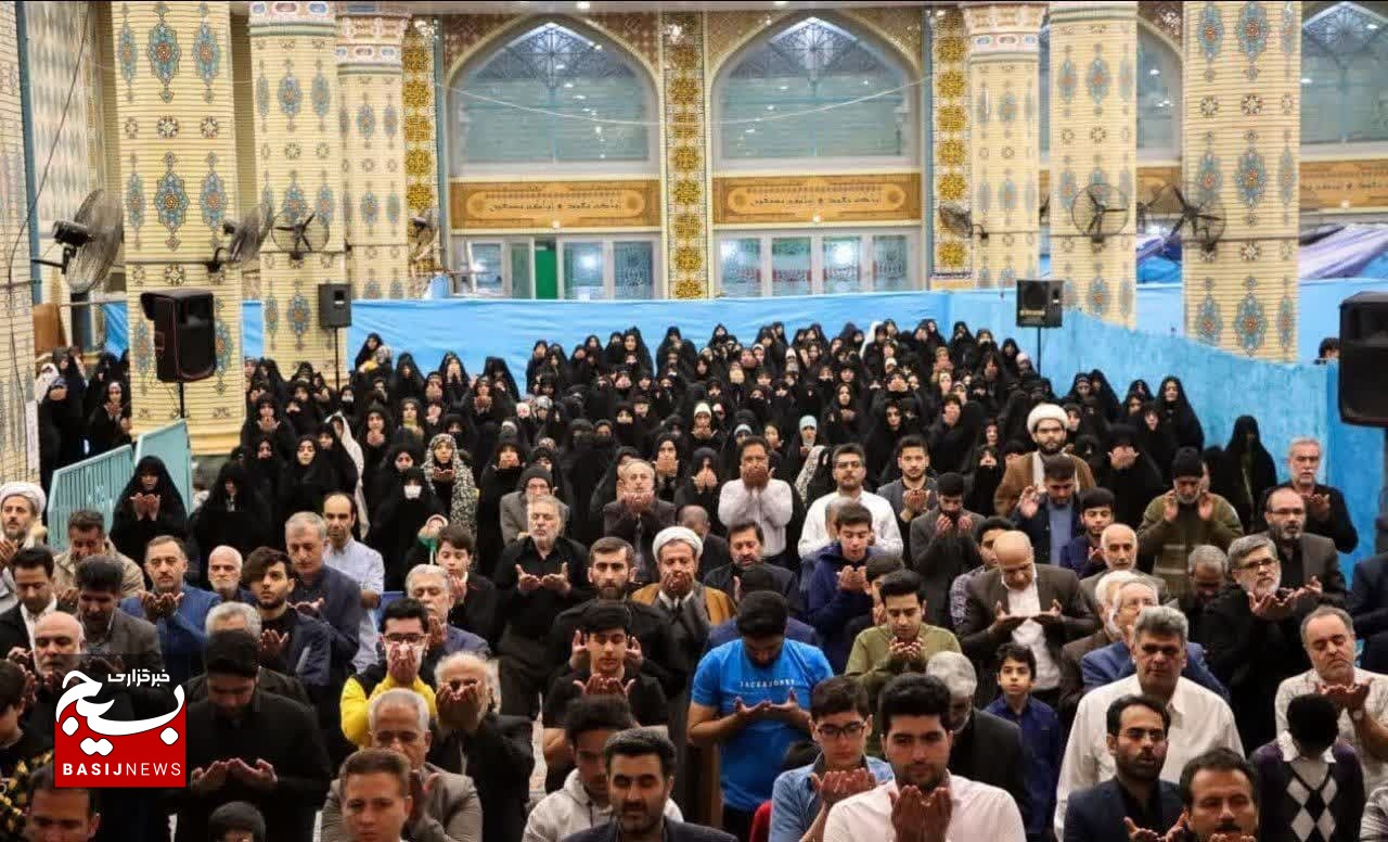 ضیافت افطاری «چشمانتظاران» در مسجد مقدس جمکران برگزار شد ضیافت افطاری «چشمانتظاران» در مسجد مقدس جمکران برگزار شد