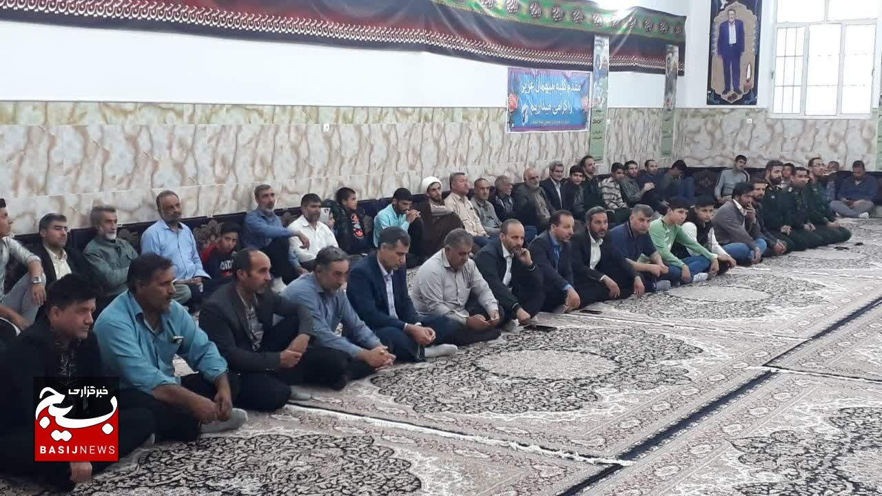 همایش بصیرتی رزمندگان گردان دهم امام حسین(ع) در شهرستان جعفرآباد قم همایش بصیرتی رزمندگان گردان دهم امام حسین(ع) در شهرستان جعفرآباد قم