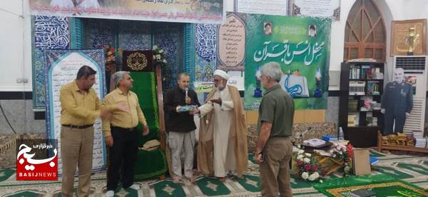تجلیل از فعالین قرآنی روستای گورک کله بندی