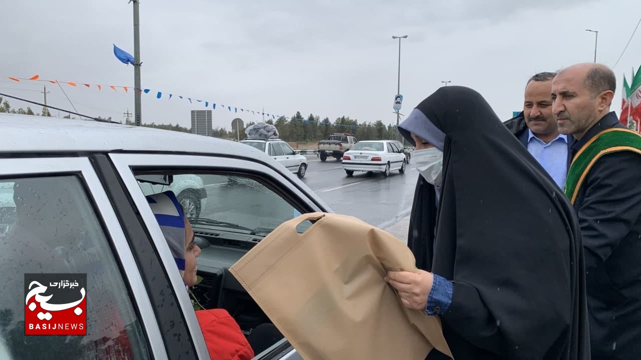 پیشرفت و دستاوردهای کشور مرهون خون پاک شهداست پیشرفت و دستاوردهای کشور مرهون خون پاک شهداست