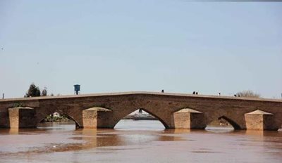 پل تاریخی آق قلا یادگاری از دوره صفویه پل تاریخی آق قلا یادگاری از دوره صفویه