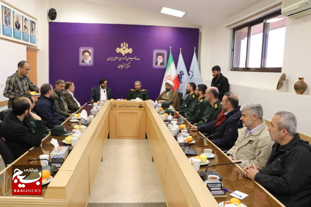 مسئولین سپاه استان زنجان با مدیرکل صدا و سیمای مرکز زنجان دیدار کردند مسئولین سپاه استان زنجان با مدیرکل صدا و سیمای مرکز زنجان دیدار کردند