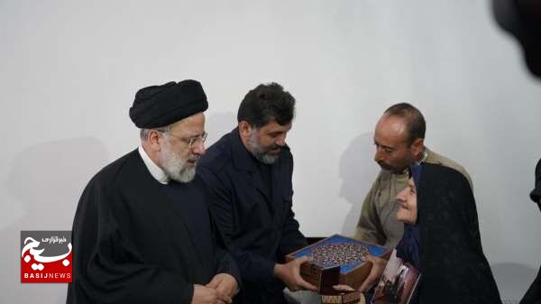 نگاهی به سفر یه روز رئیس جمهور به زنجان نگاهی به سفر یه روز رئیس جمهور به زنجان