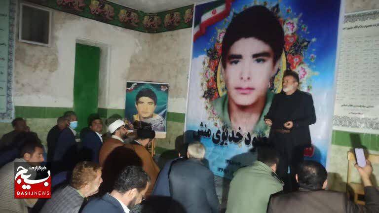 برگزاری یادواره شهید معبود خدیوی منش در زادگاهش + (تصاویر) برگزاری یادواره شهید معبود خدیوی منش در زادگاهش + (تصاویر)
