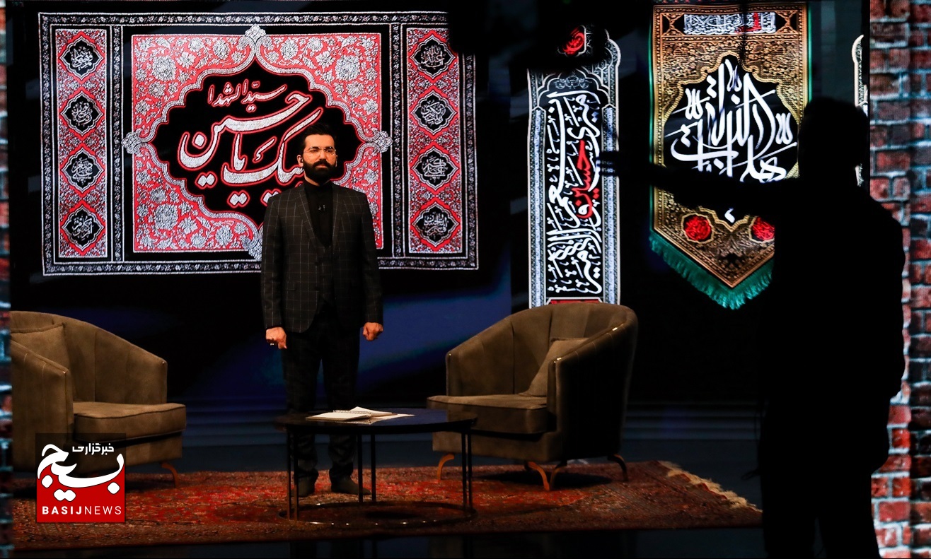«تکیه» افق برای امام دهم برپا شد «تکیه» افق برای امام دهم برپا شد