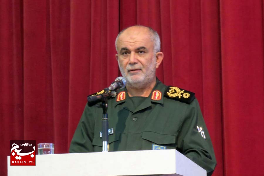 برگزاری گردهمایی تبیینی بصیرتی نیروهای مسلح استان بوشهر برگزاری گردهمایی تبیینی بصیرتی نیروهای مسلح استان بوشهر