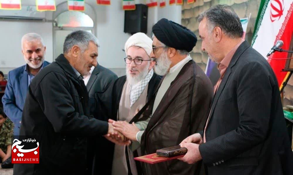 دوازدهمین یادواره شهدای روستای مومن آباد قم برگزار شد