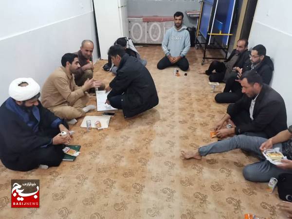برگزاری نشست تخصصی با فرماندهان پایگاه های مقاومت بسیج حوزه جوادالائمه(ع) بندر بوالخیر