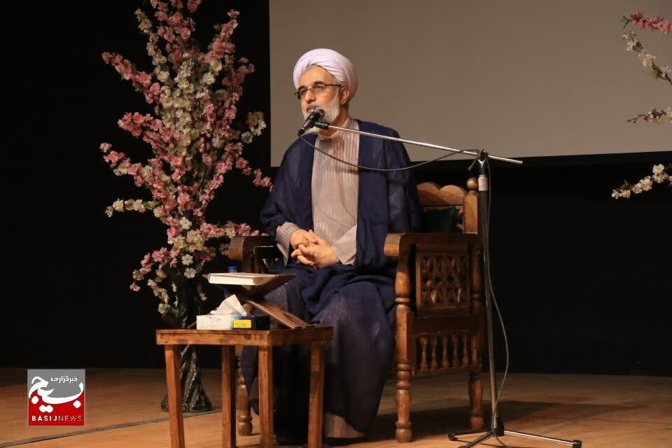 برپایی محفل انس با قرآن در رشت