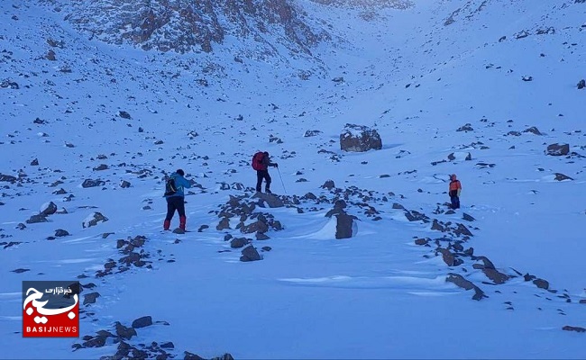 عملیات جست و جو برای یافتن سه مفقود در ارتفاعات مشگینشهر متوقف شد عملیات جست و جو برای یافتن سه مفقود در ارتفاعات مشگینشهر متوقف شد