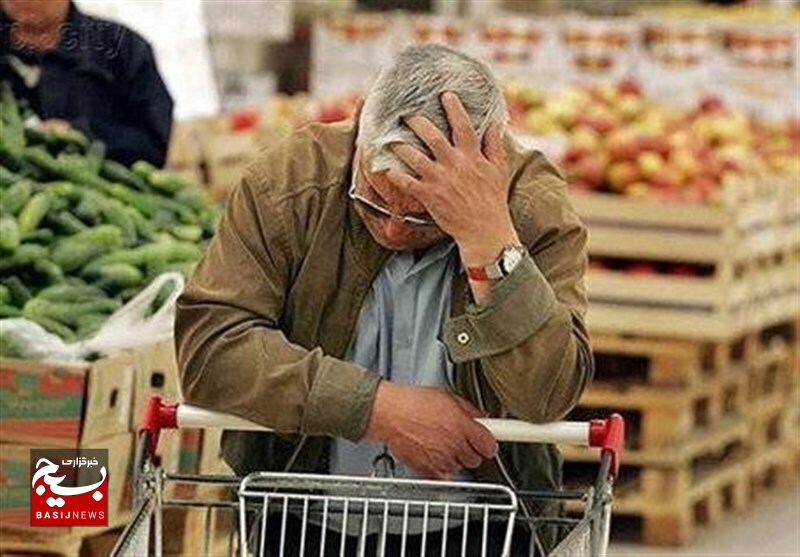 حداقل دستمزد کارگران نباید از ۱۵ میلیون تومان کمتر باشد حداقل دستمزد کارگران نباید از ۱۵ میلیون تومان کمتر باشد