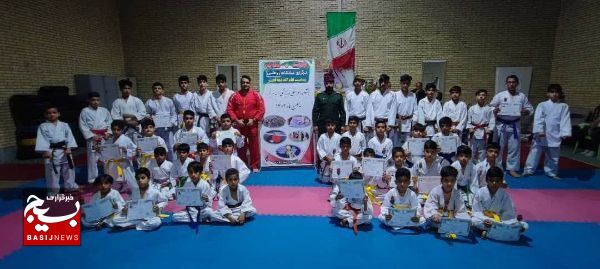 برگزاری مسابقات رزمی در دهه فجر شهر چاه مبارک