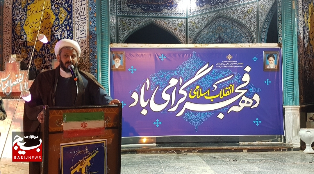 فتنه های دشمن مانع بالندگی انقلاب نشد