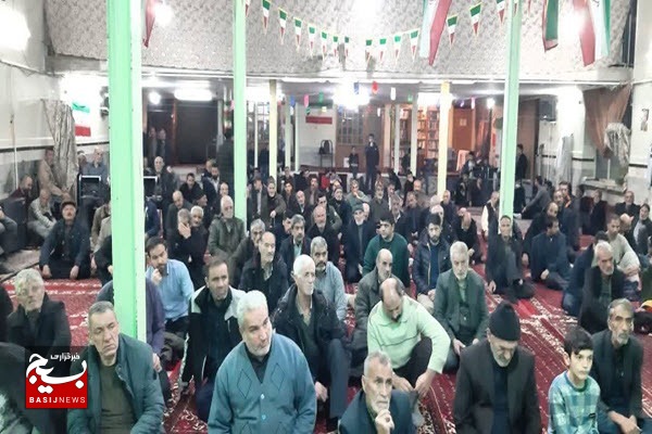 میز خدمت ادارات به مناسبت دهه فجر در منطقه «دره مرادبیک» همدان برگزار شد میز خدمت ادارات به مناسبت دهه فجر در منطقه «دره مرادبیک» همدان برگزار شد