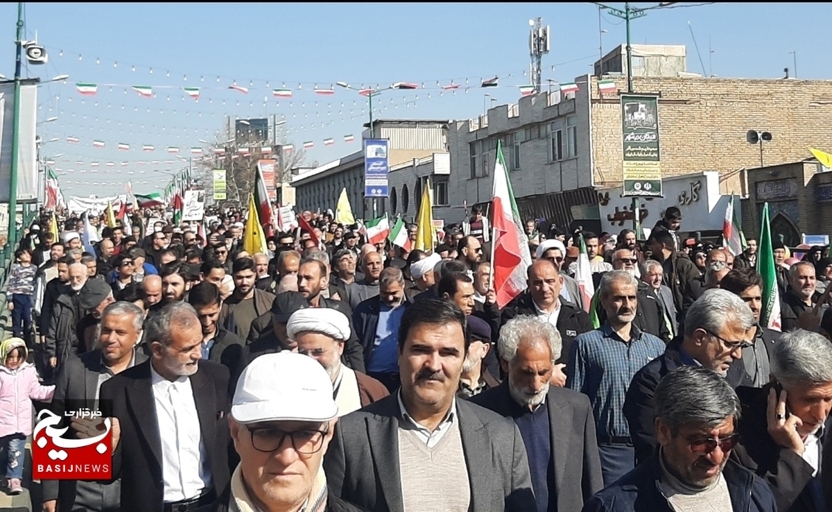 خروش مردم انقلابی و شهید پرور شهر قزوین در راهپیمایی بزرگ ۲۲ بهمن