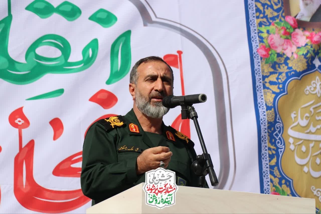 رمز ماندگاری این انقلاب رهبری پیامبر گونه امامین انقلاب است/دشمنان به دنبال کوچک نمایی موفقیت های ما هستند رمز ماندگاری این انقلاب رهبری پیامبر گونه امامین انقلاب است/دشمنان به دنبال کوچک نمایی موفقیت های ما هستند