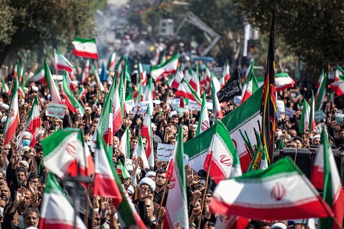 سازمان بسیج جامعه زنان کشور طي پيامي از حماسه حضور گسترده ملت شهید پرور ایران در راهپيمايي عظيم يوم الله 22 بهمن ماه، تشكر كردند.
